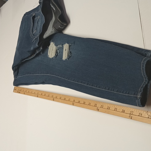 Torrid| plus size 16 R Premium sky high skinny ankle -Length Womens jeans. - Picture 8 of 9